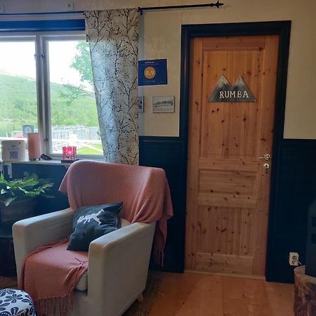 Husky Lodge Hostel Kiruna Eksteriør billede